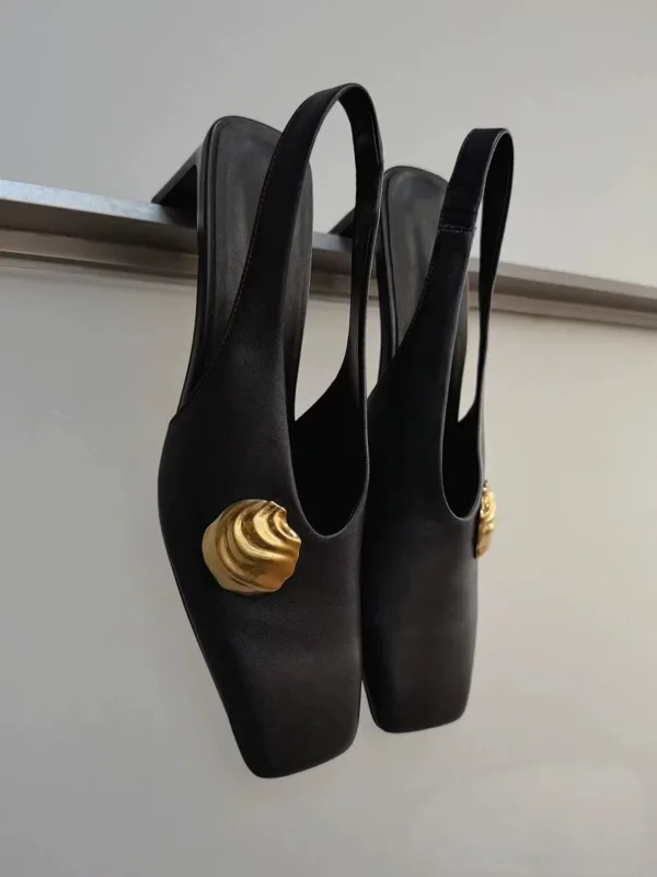 Scarpe da Donna in Pelle Nera  - Leather Classic Strap recensione e prezzo