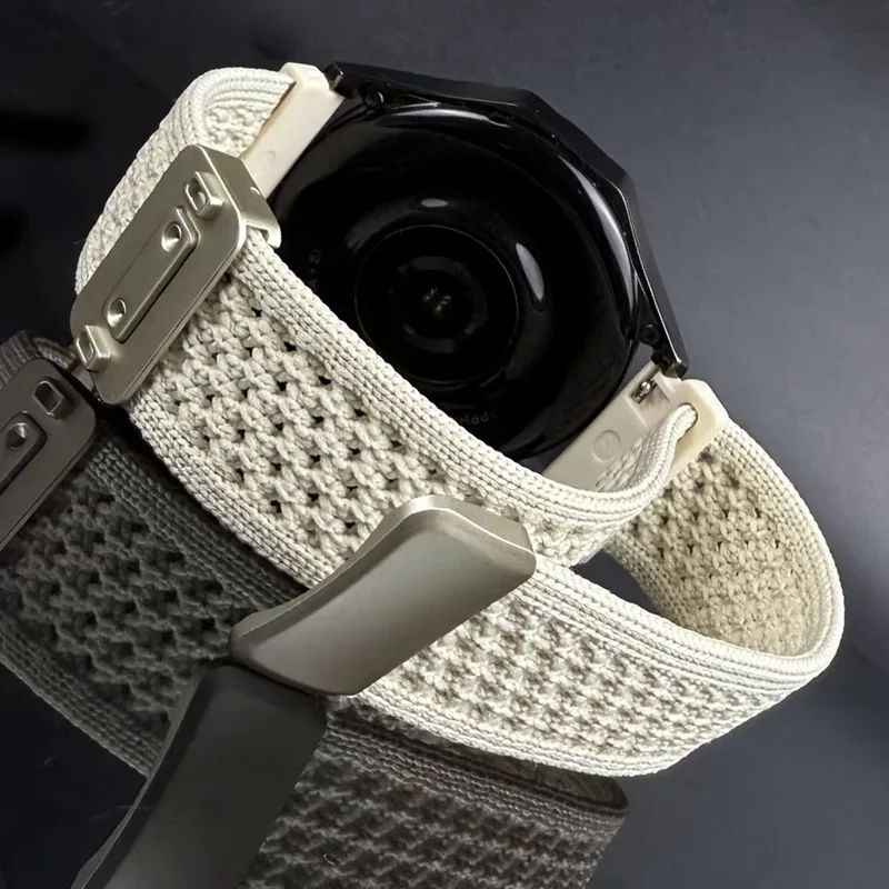 Cinturino 22/20mm per Samsung  - Titan Smartwatch Accessories recensione e prezzo