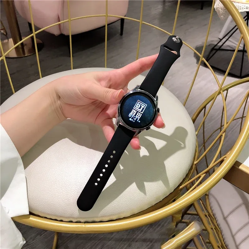 Cinturino per orologio da 22mm - Titan Smartwatch Accessories recensione e prezzo