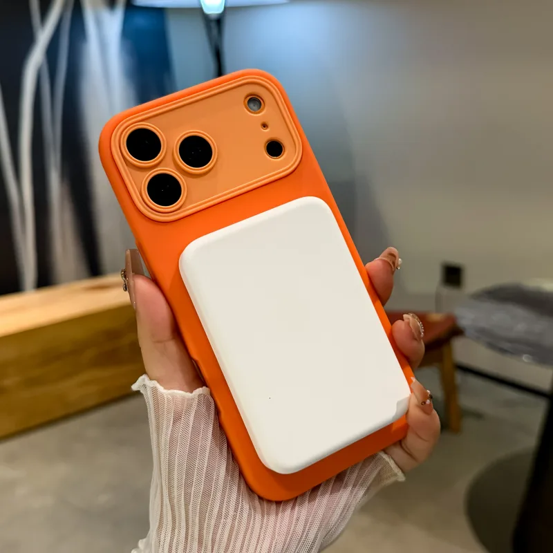 Custodia Opaca Antiurto di Lus - Magnetic Charging Stand recensione e prezzo